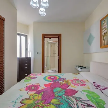 Apartamento Amazing 1 Bedroom With Views In